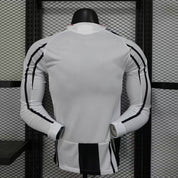 Juventus Casa 25/26 - Versione Giocatore Maniche Lunghe