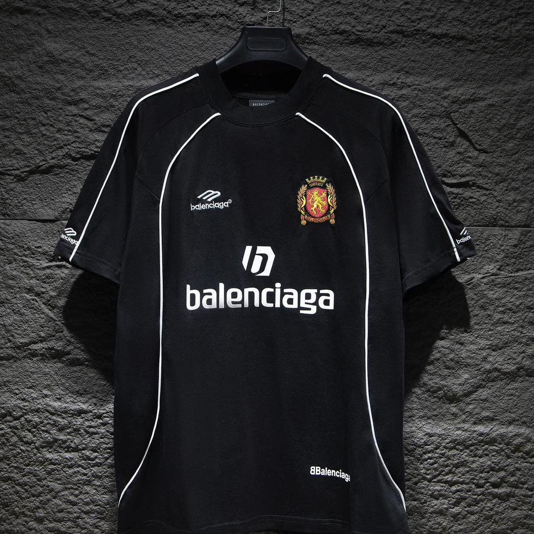 T-shirt Balenciaga