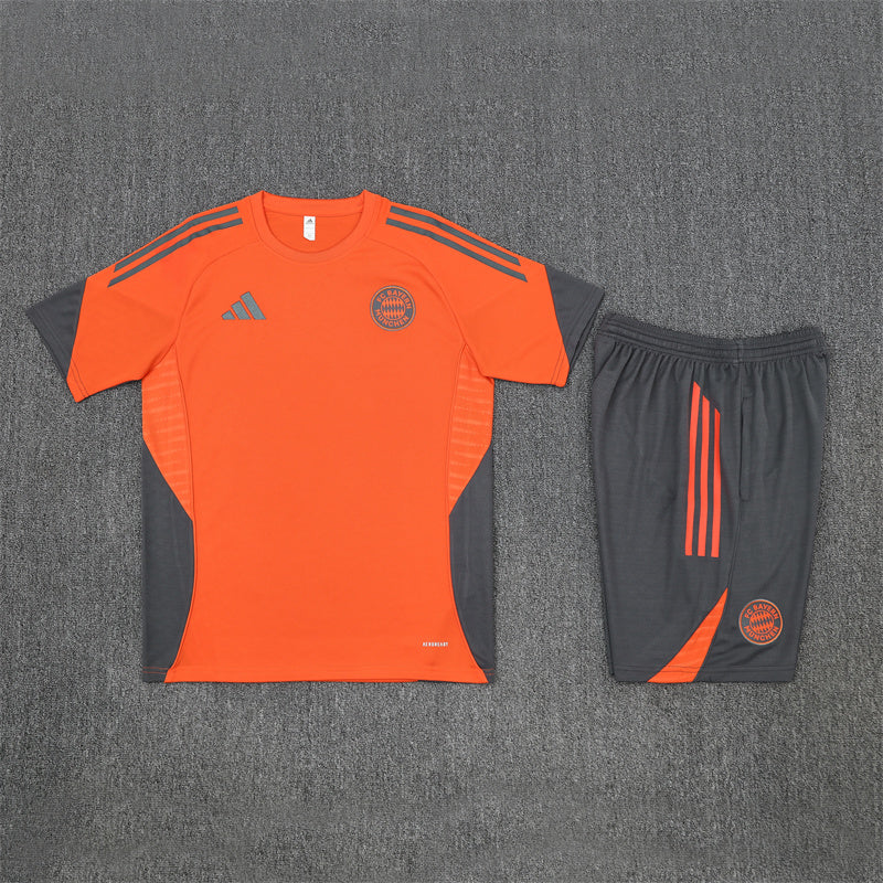 Completo Bayern Monaco