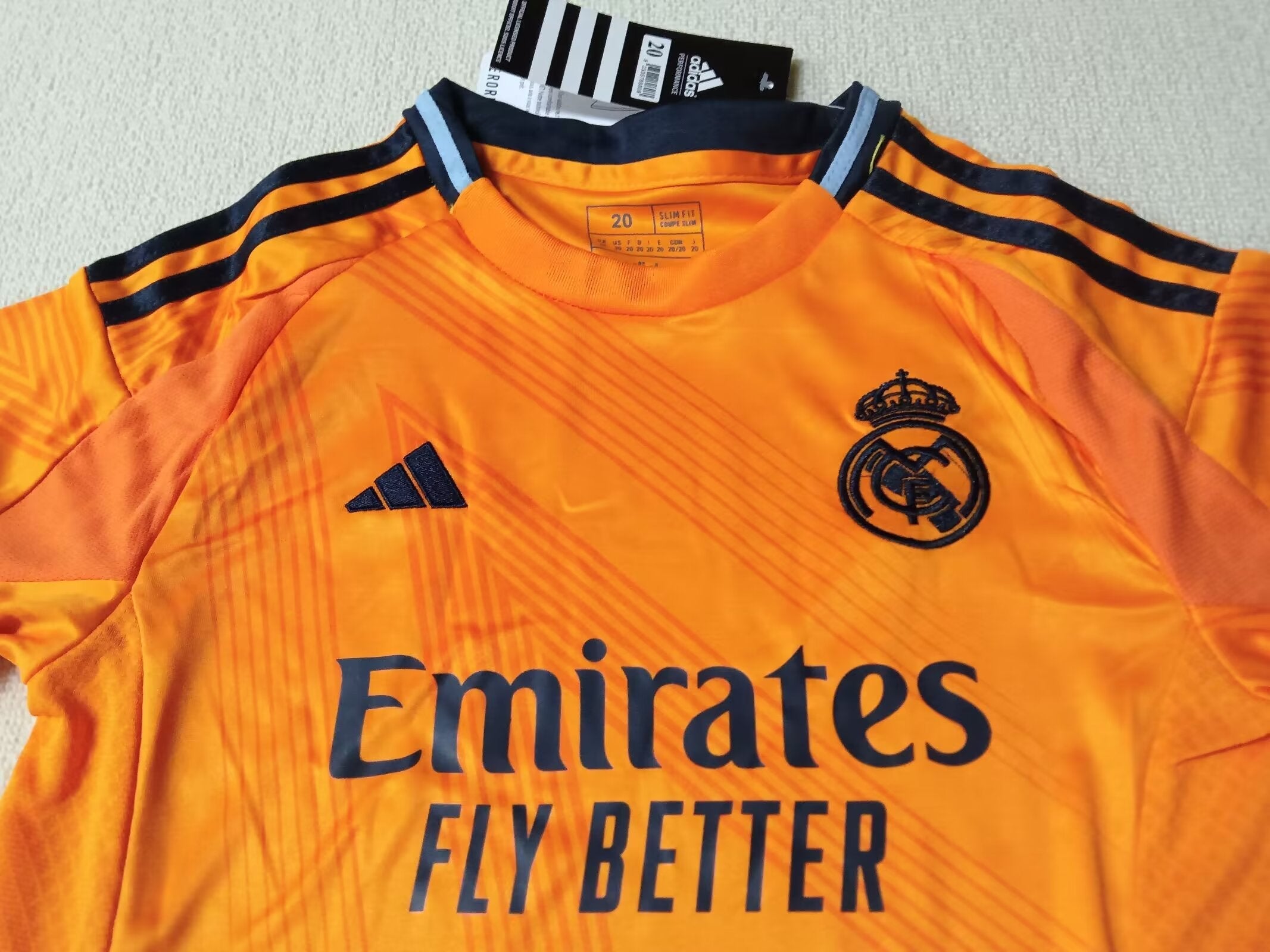 Real Madrid Trasferta 24/25 - Bambino (pantaloncini inclusi)