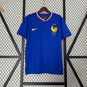 Francia Domicile 24/25
