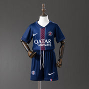 PSG Casa 25/26 - Bambino (pantaloncini inclusi)