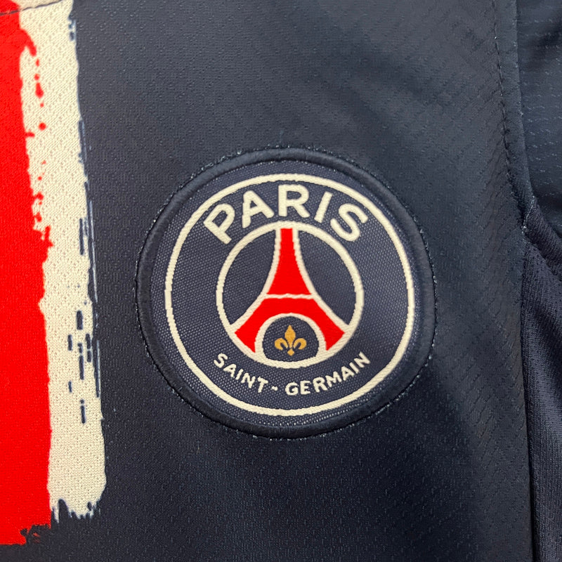 PSG Casa 24/25 - Bambino (pantaloncini inclusi)