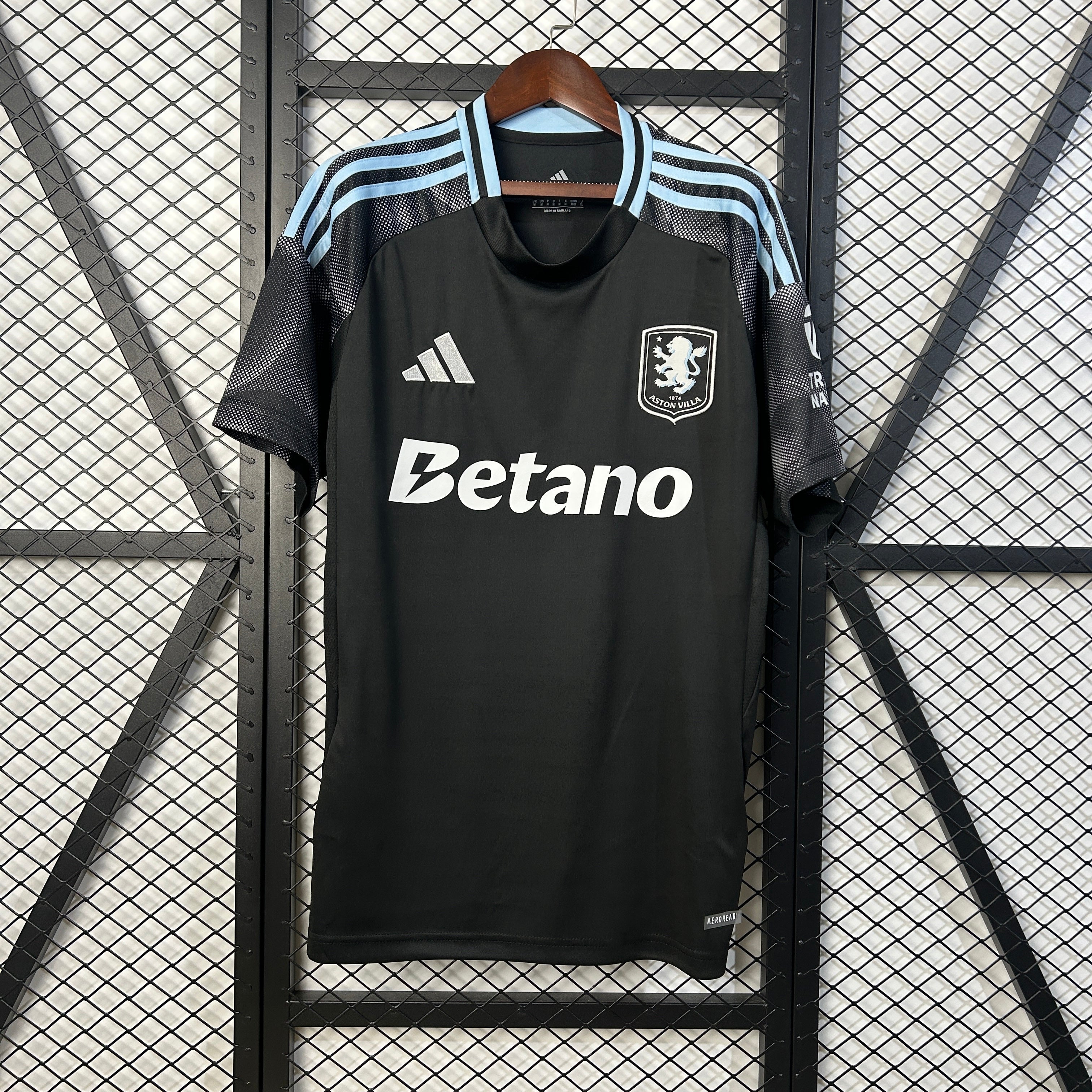 Aston Villa Trasferta 25/26