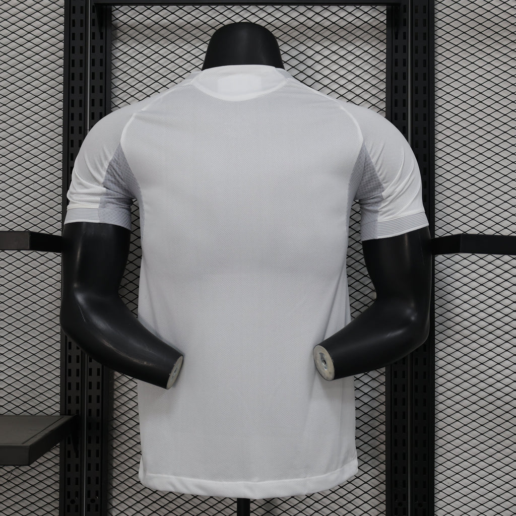 Real Madrid Casa 25/26 - Versione Giocatore