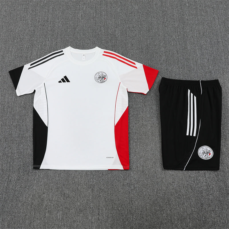 Ensemble Ajax